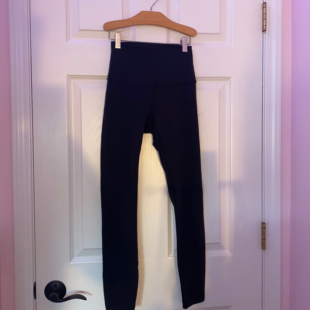 LuluLemon Wunder Under Leggings